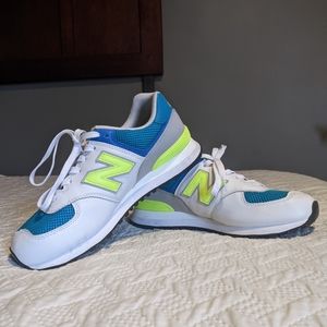 New balance shoes